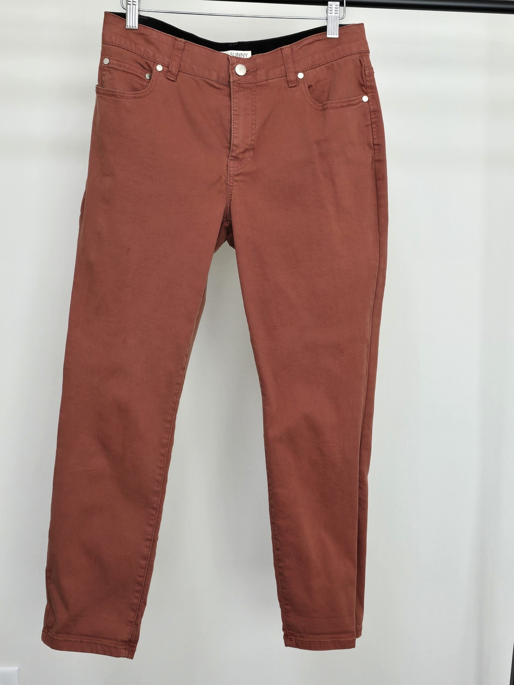 Slim-Rise Skinny Jeans in Rust by GNNY